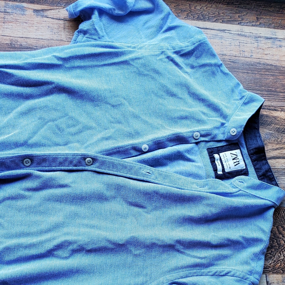 Zara short sleeve button up shirt Small